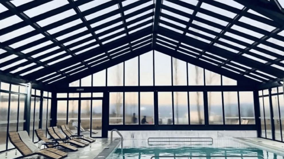 Termas de película: naturaleza, confort y postales inolvidables.