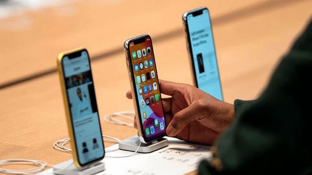 El Gobierno anunció que eliminará los aranceles de importación para celulares.