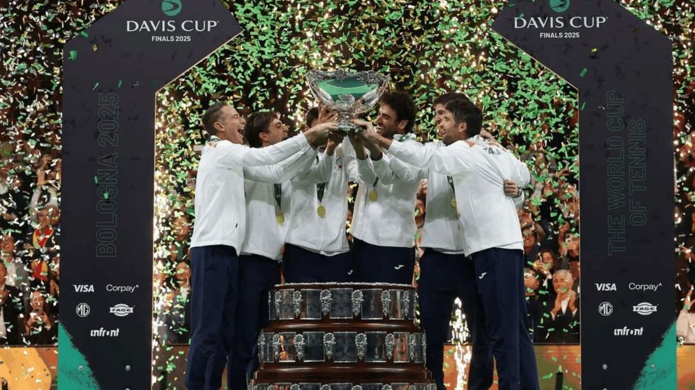 Italia conquistó la Copa Davis por tercera vez consecutiva tras pasar por arriba a España