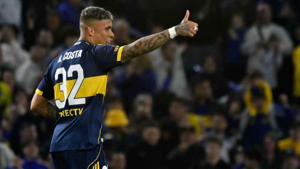 Una leyenda que ganó todo en Boca llenó de elogios a Ayrton Costa: "Me hace acordar a..."