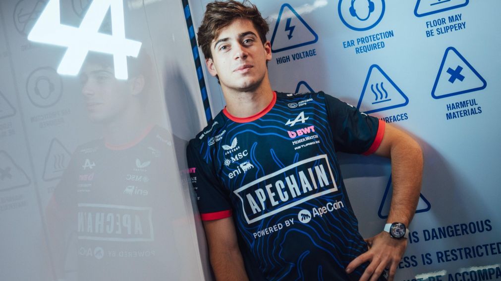 Franco Colapinto sale hoy a pista en el Gran Premio de Las Vegas de Fórmula 1: a qué hora son las prácticas libres 1 y 2