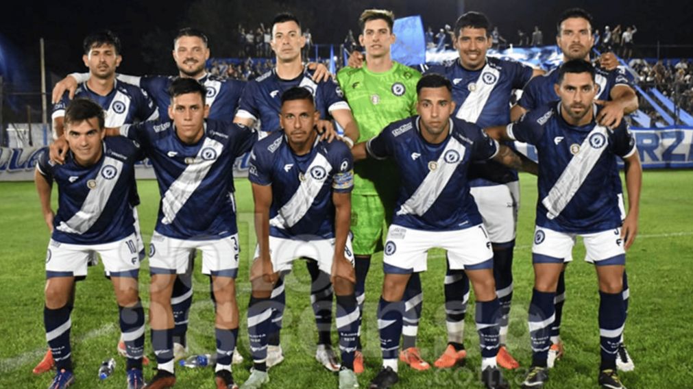 El insólito anuncio de un club del ascenso: despedirá a todo su plantel por "falta de actitud" en el último partido