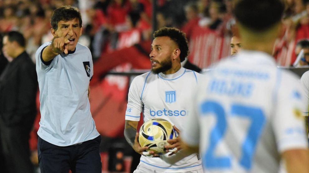 Las grandes noticias que Gustavo Costas recibió de cara al duelo entre Racing y River por el Torneo Clausura 2025