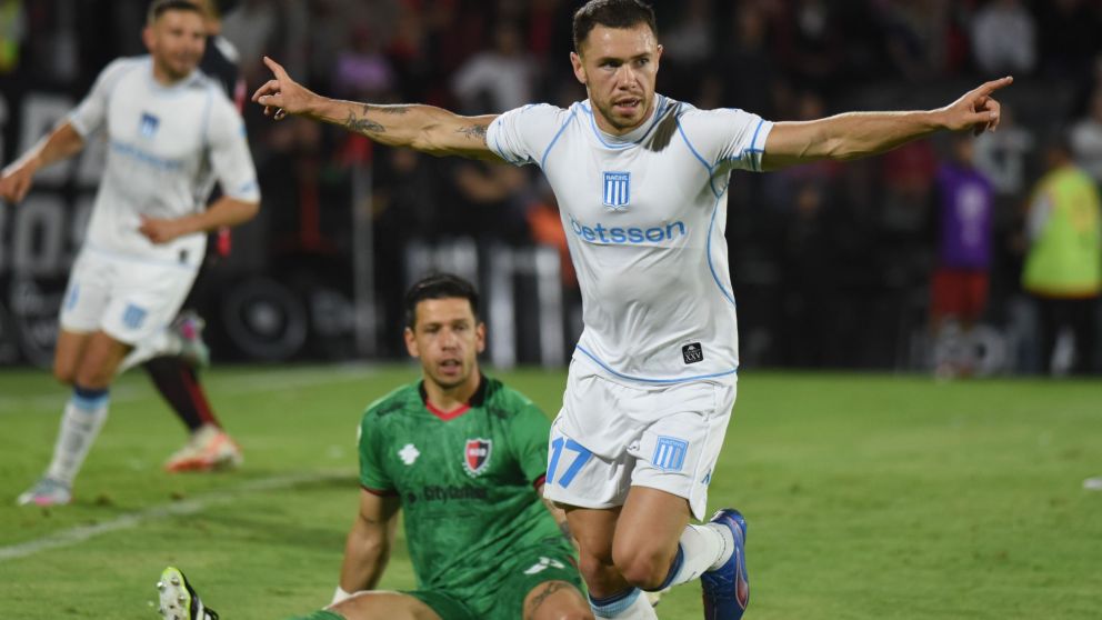 Con un gol agónico, Racing se quedó con la necesitada victoria ante Newell's: está segundo en su zona y se cruzaría con Talleres
