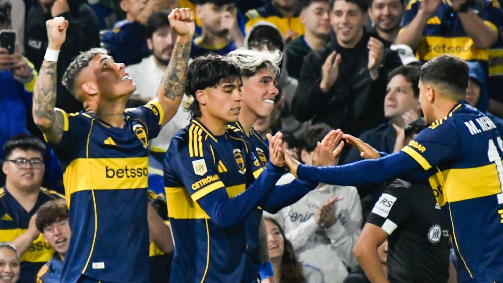 Boca es una máquina de ganar y festejar: derrotó a Tigre y se quedó con el primer puesto en su zona