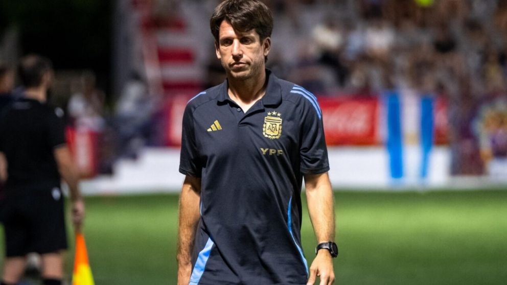 La tristeza de Diego Placente tras la eliminaci�n de la Selecci�n Argentina del Mundial Sub 17: "Estamos desilusionados"