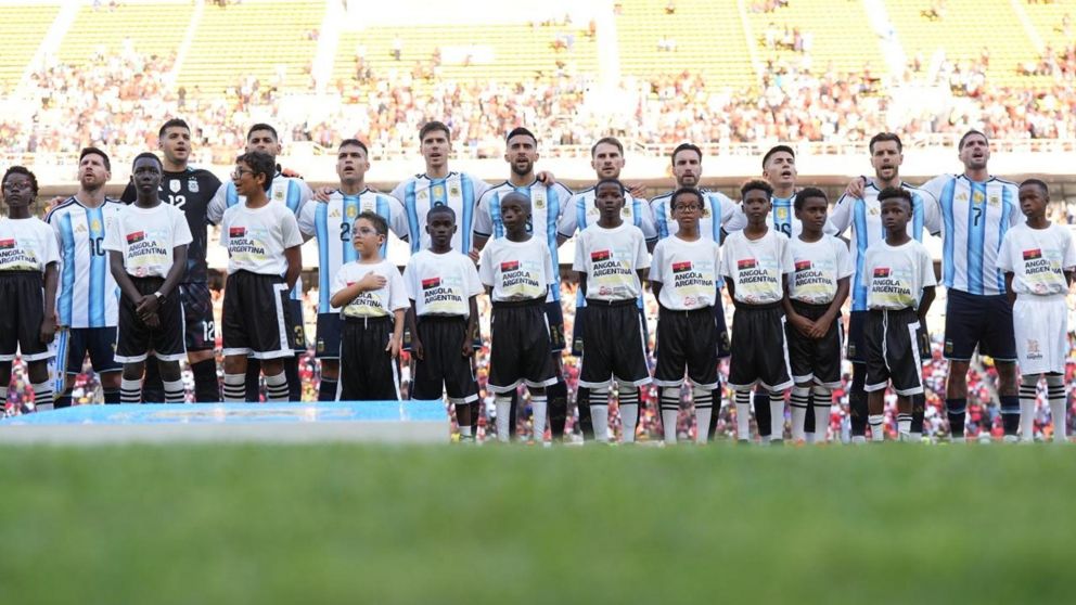 La Selección Argentina le ganó a Angola y cerró el año con una victoria más