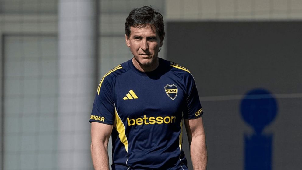 La sorprendente formación que paró Úbeda en la práctica de Boca para enfrentar a Tigre