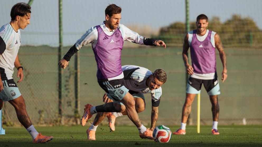 Con Messi como titular, la formación que piensa Scaloni para el partido de la Selección Argentina ante Angola