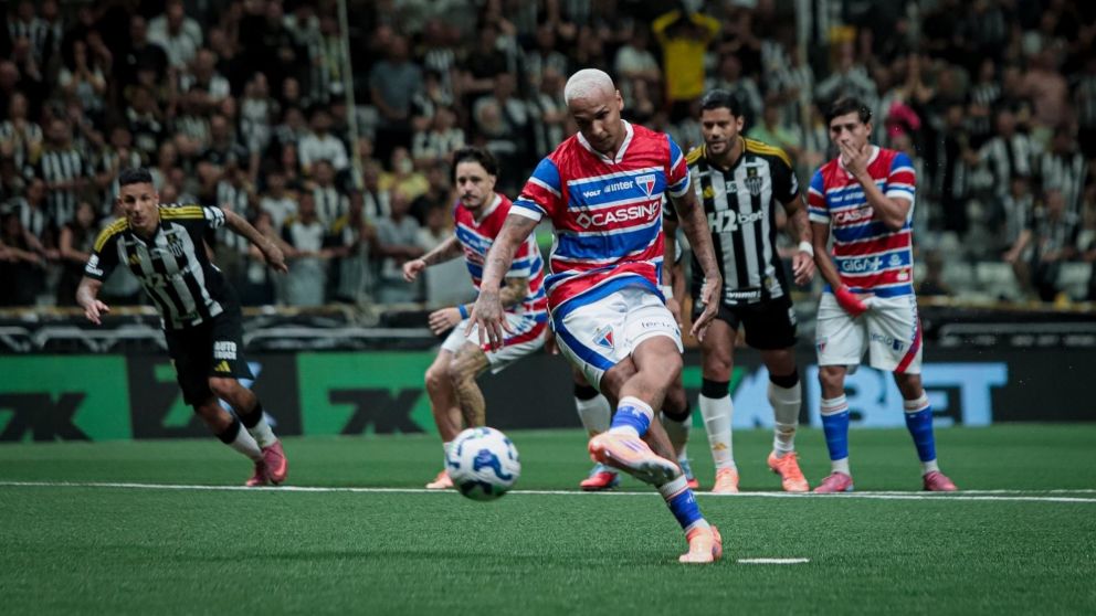 Atención, Lanús: Atlético Mineiro dejó escapar un triunfo insólito frente al Fortaleza de Martín Palermo