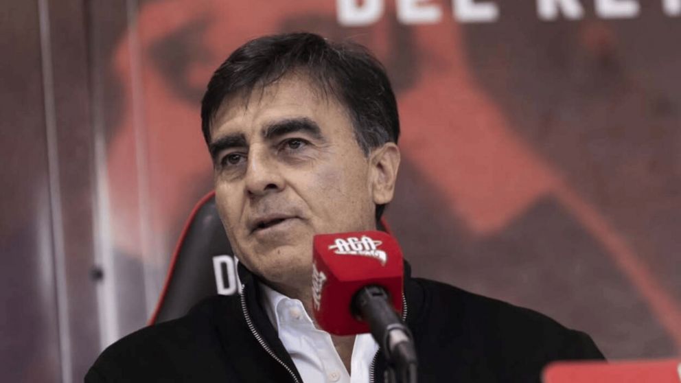 Gustavo Quinteros tiene debilidad por un jugador de San Lorenzo y ya se lo pidi� a la dirigencia de Independiente