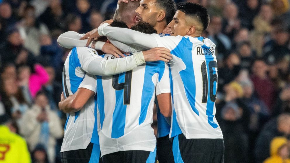 Julián Alvarez, Enzo Fernández, Giuliano Simeone y Nahuel Molina quedaron desafectados de la Selección Argentina para enfrentar a Angola: los motivos