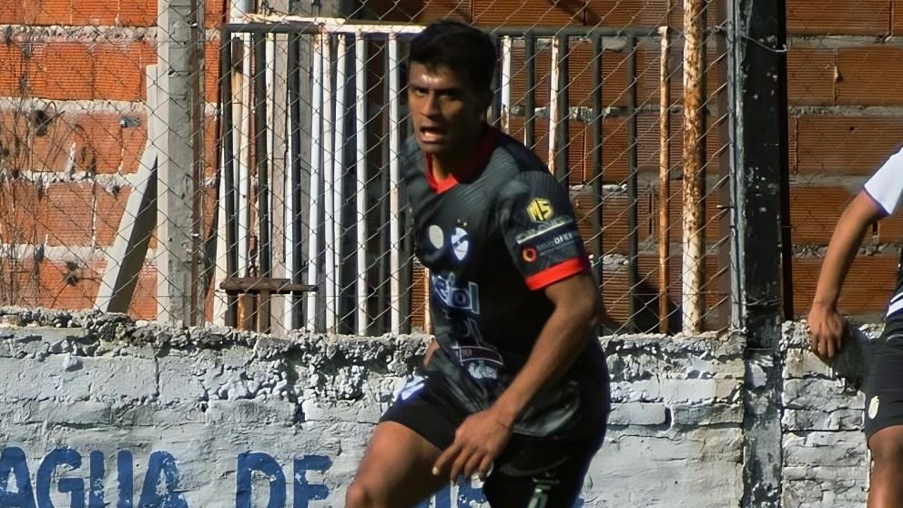 El cambio de chip de Mario Godoy en Claypole
