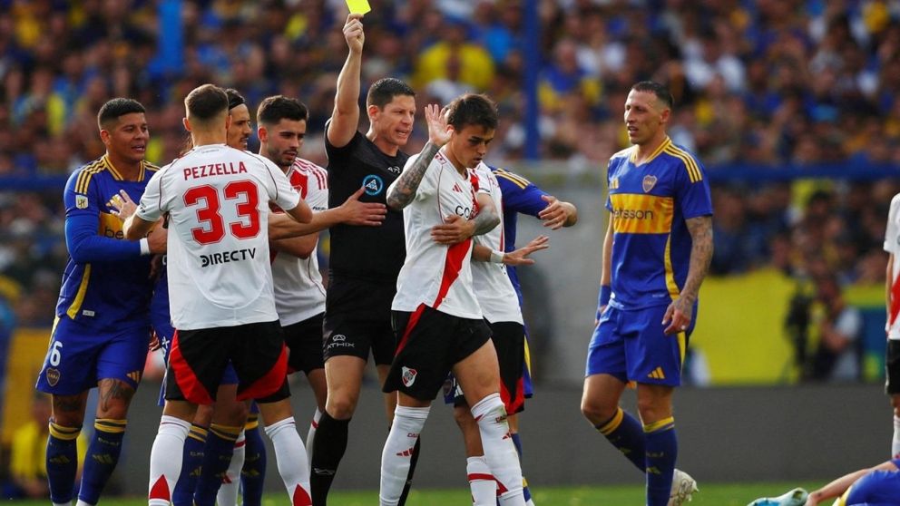 El tremendo r�cord que igualar� Nicol�s Ram�rez por dirigir el Supercl�sico entre Boca y River