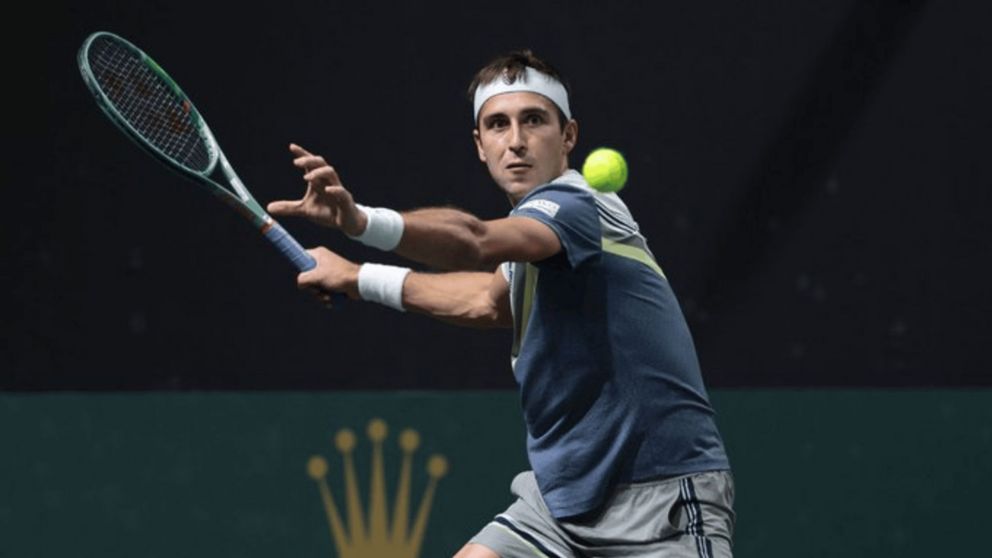 Tomás Etcheverry falló en momentos clave ante Alexandre Müller y se despidió del ATP 250 de Atenas