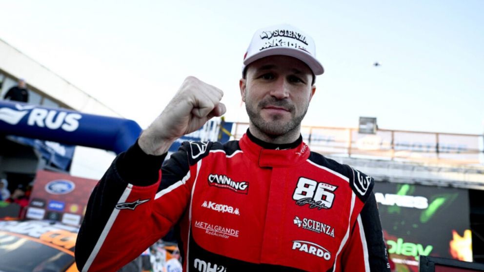 Agustín Canapino ganó en Paraná e igualó un histórico récord en el TC