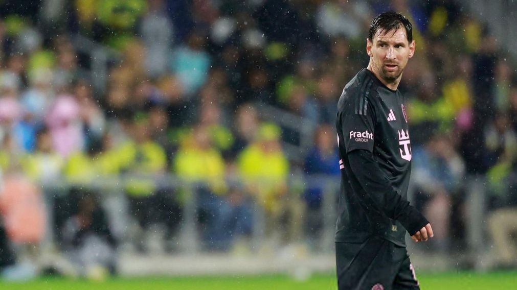 Un gol de Messi no bastó para evitar la derrota y el tercer partido de Inter Miami ante Nashville en los playoffs de la MLS
