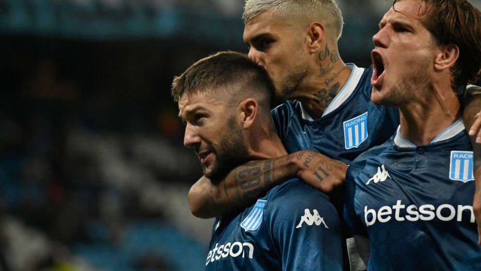 Luciano Vietto confesó qué le dijo Gustavo Costas por picar el penal: "le puse los h... en la garganta"