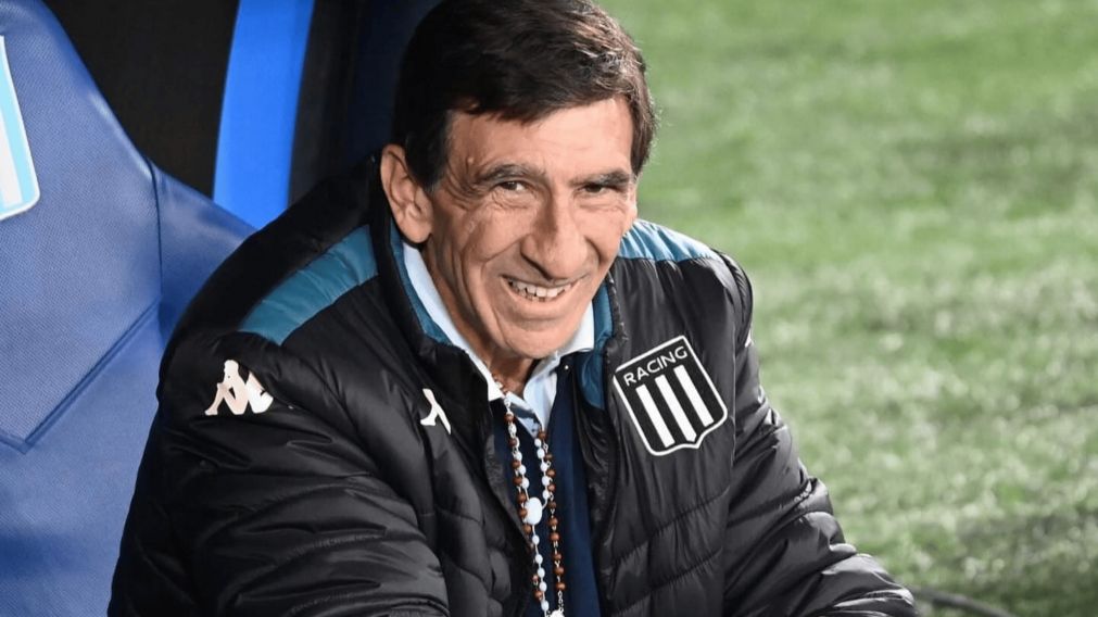 Gustavo Costas está en alerta: la Roma pendiente de un jugador de Racing