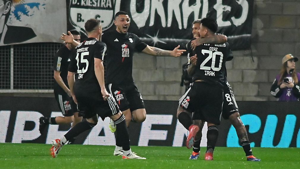 La picante chicana de Deportivo Riestra a River tras arrebatarle la punta en el torneo Clausura