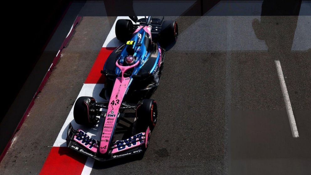 Franco Colapinto quedó último en la práctica libre 2 del GP de Azerbaiyán de Fórmula 1, que dominó Lewis Hamilton