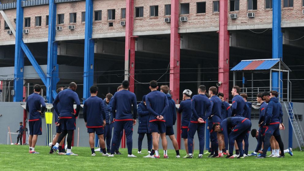 Tensión en San Lorenzo: la drástica medida que tomó el plantel ya cansado por la abultada deuda