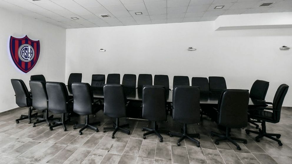 La crisis de San Lorenzo sigue en aumento con una nueva renuncia en la Comisión Directiva