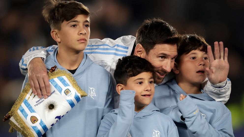 El sentido posteo que Antonela Roccuzzo le dedicó a Lionel Messi en su despedida de las Eliminatorias con la Selección Argentina