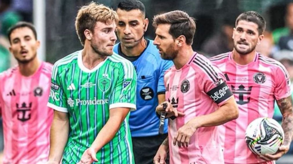 Pepo de la Vega evitó la polémica tras el encontronazo con Lionel Messi y De Paul en la final de la Leagues Cup