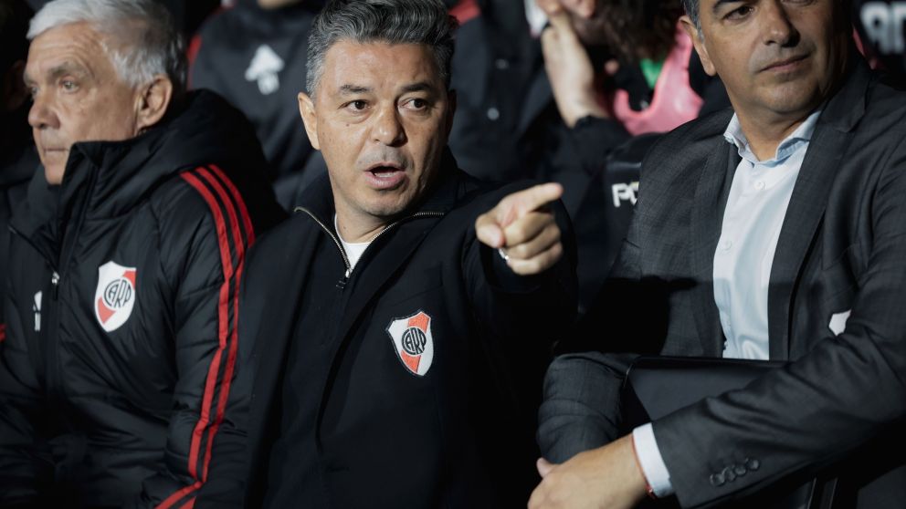 El Muñeco Gallardo se calentó y podría armar una delantera inédita para el cruce de River con Unión por Copa Argentina