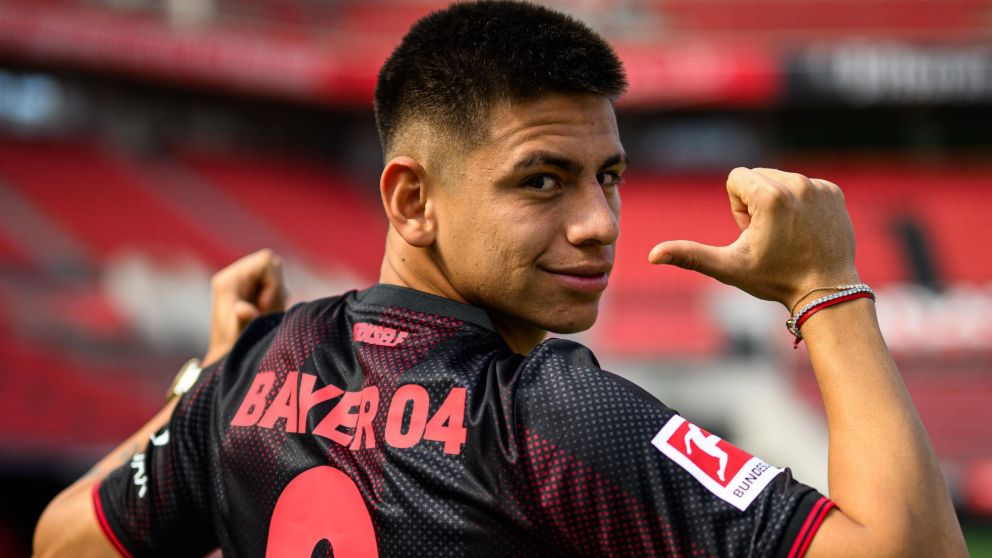 Tras presentar a Echeverri, Bayer Leverkusen está muy cerca de cerrar a otro argentino