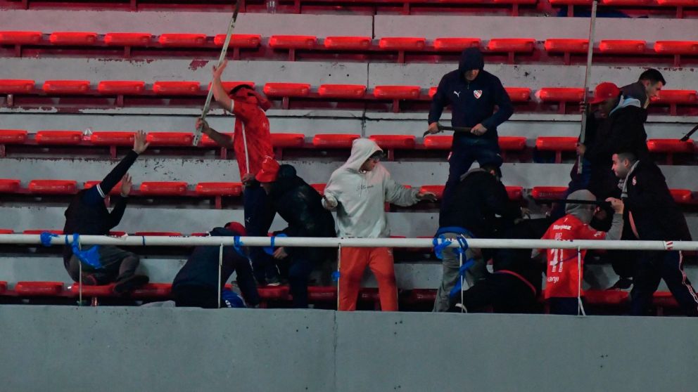 Gabriel Boric, presidente de Chile, responsabilizó a la organización por los incidentes en la cancha de Independiente