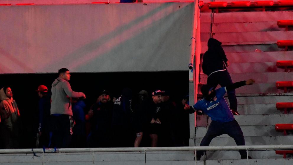 Grindetti hizo un insólito análisis de la barbarie entre Independiente y la U de Chile: "Las prevenciones que se tomaron eran las lógicas"