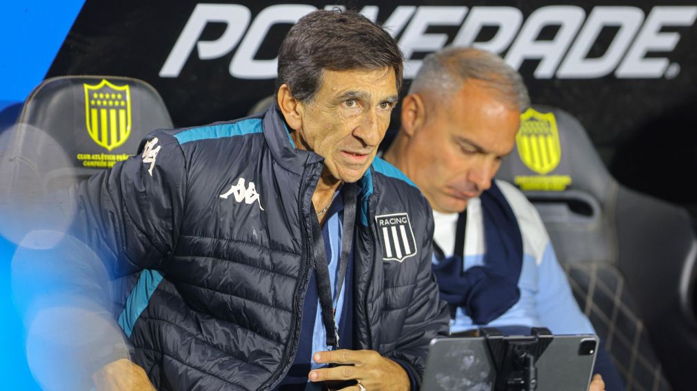 Gustavo Costas ya palpita la revancha de Racing ante Pe�arol: "Estamos m�s vivos que nunca, con ganas de dar vuelta eso