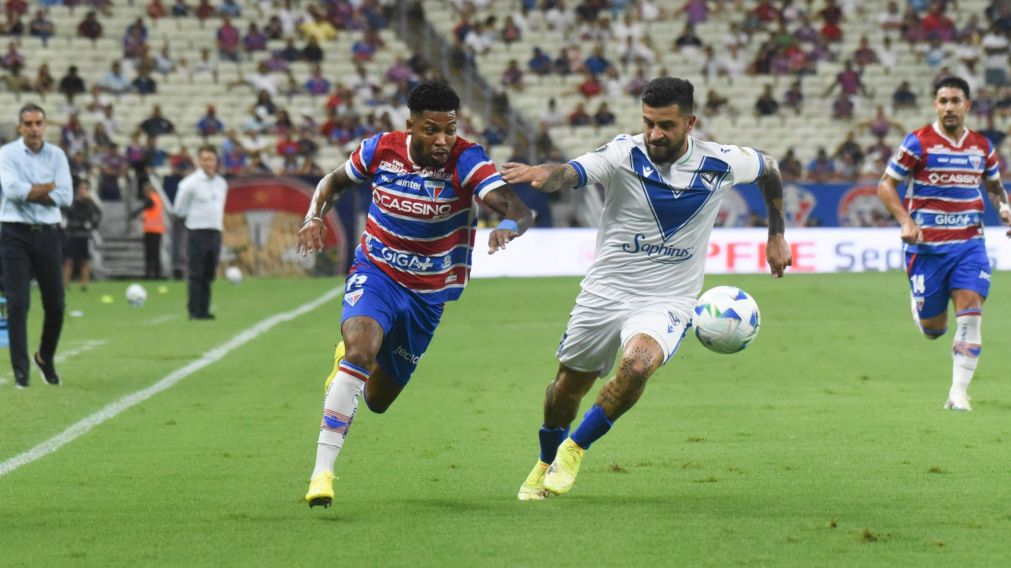 Vélez rescató un valioso empate en Fortaleza y sueña con sellar el pasaje a cuartos en su casa
