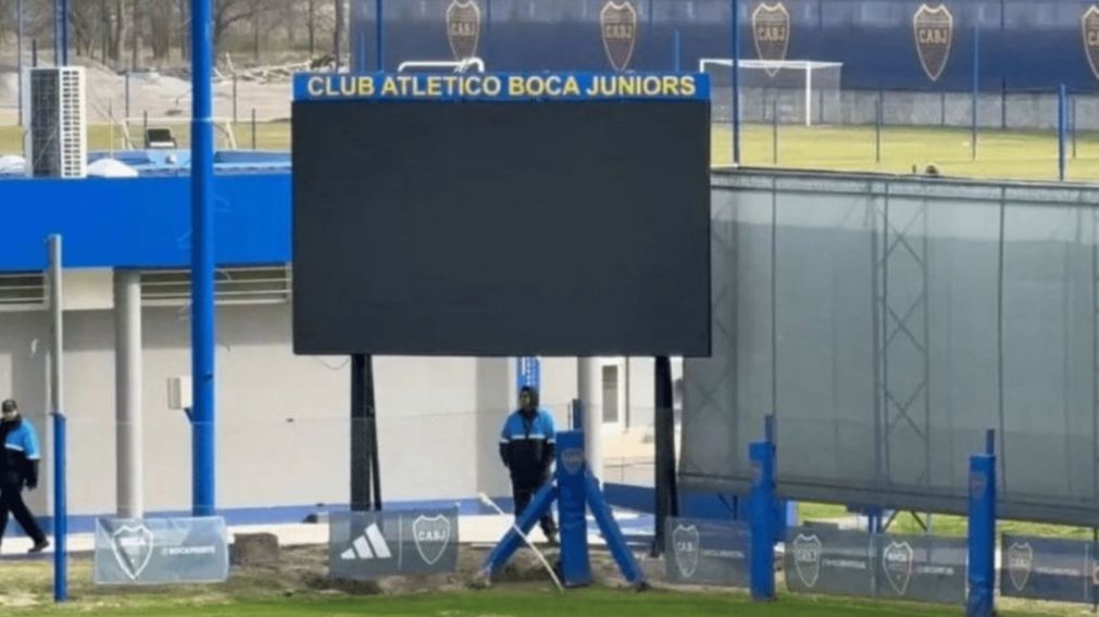 Boca se copia de Guillermo Barros Schelotto: la apuesta a la tecnolog�a con una pantalla gigante en el predio