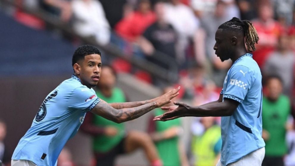 El jugador que llegó al Manchester City para reemplazar a Julián Álvarez y que Pep Guardiola quiere vender un año más tarde