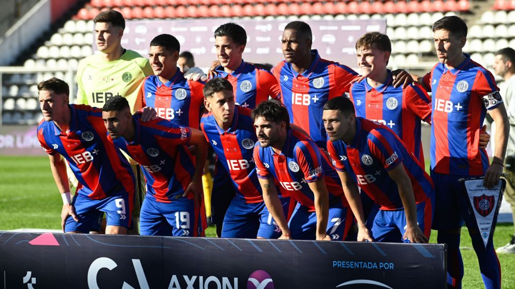 La picante cargada del canchero de Morón a San Lorenzo en medio de la polémica por las dimensiones del campo de juego del Gallito