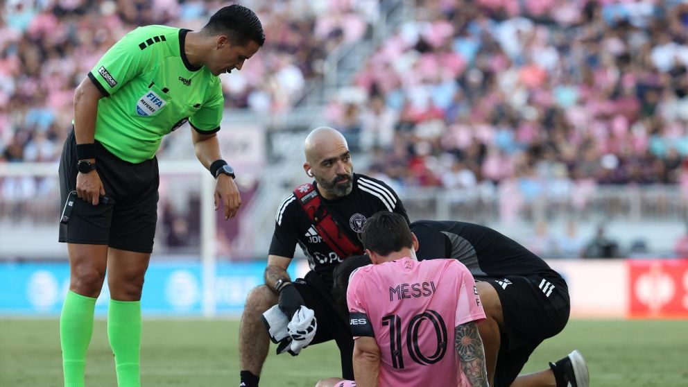 Lionel Messi salió lesionado a los diez minutos del partido ante Necaxa y hay preocupación en Inter Miami