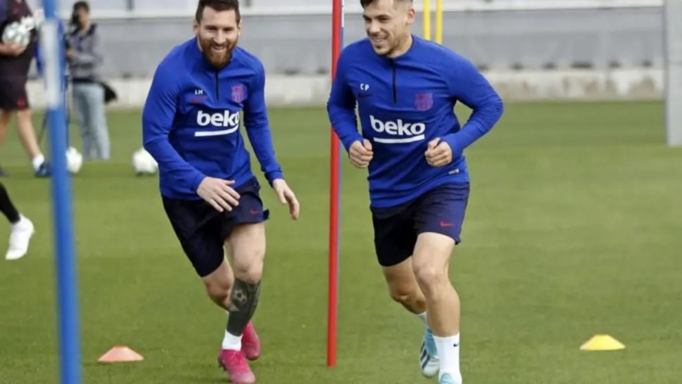 La increíble historia del ex compañero de Messi en Barcelona que fue mordido en los genitales por un perro y sufrió cortes