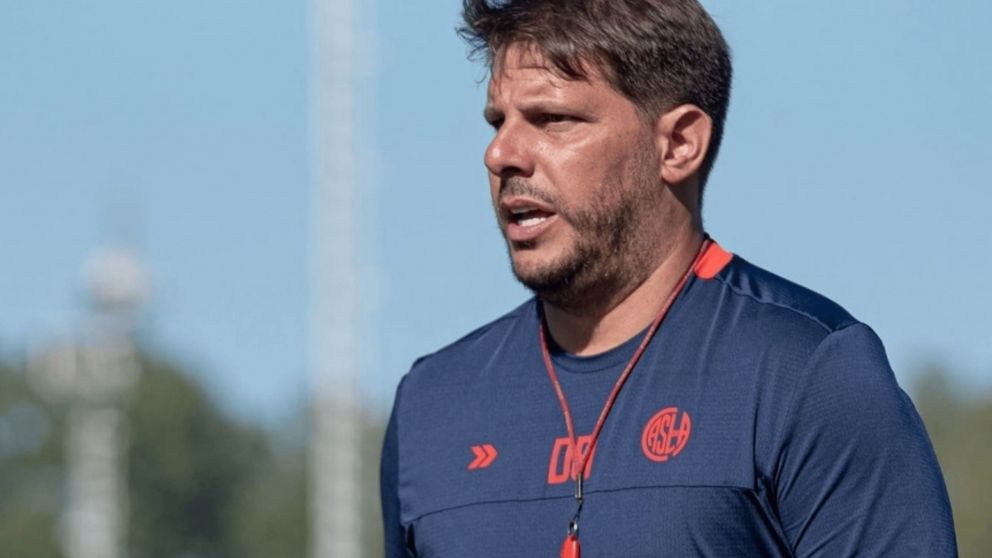 La desesperación de Damián Ayude por perder a otro titular de San Lorenzo con un equipo de segunda división