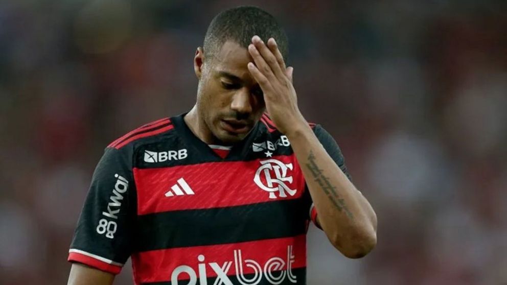 El sentido descargo de Nicolás De La Cruz tras que el médico de Flamengo lo haya fulminado