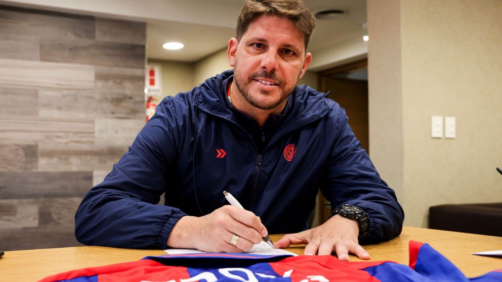 El pánico de Damián Ayude por la posibilidad de perder un jugador clave de San Lorenzo