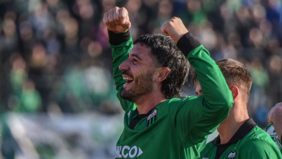 La reflexi�n de Emiliano M�ndez tras la gran racha de Nueva Chicago que  le devolvi� la esperanza