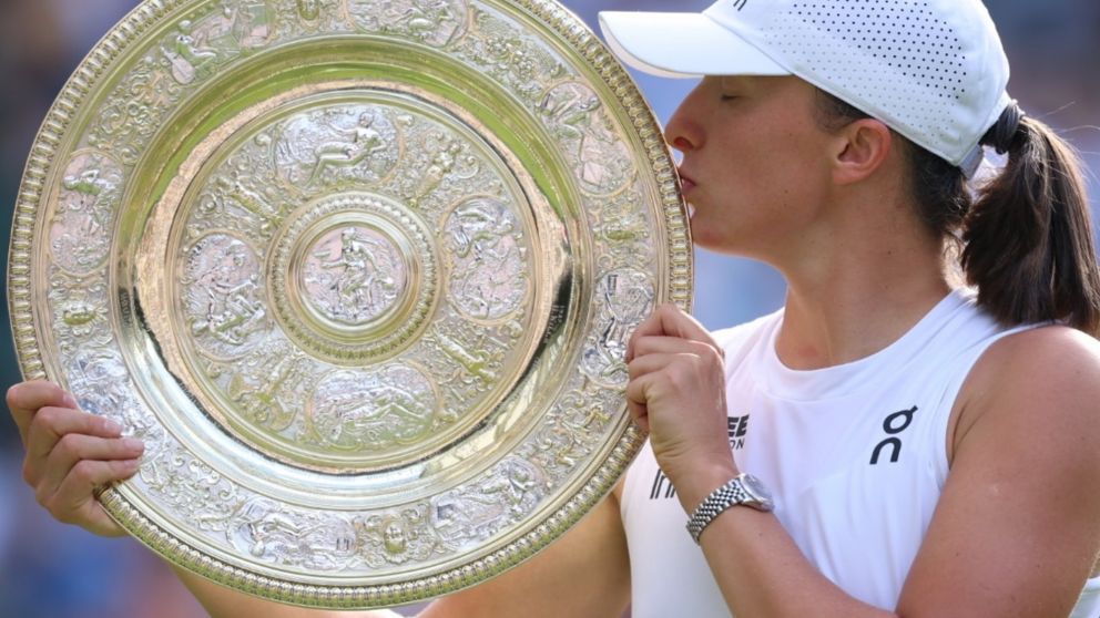 Iga Swiatek le dio una paliza a Amanda Anisimova y se consagró campeona de Wimbledon