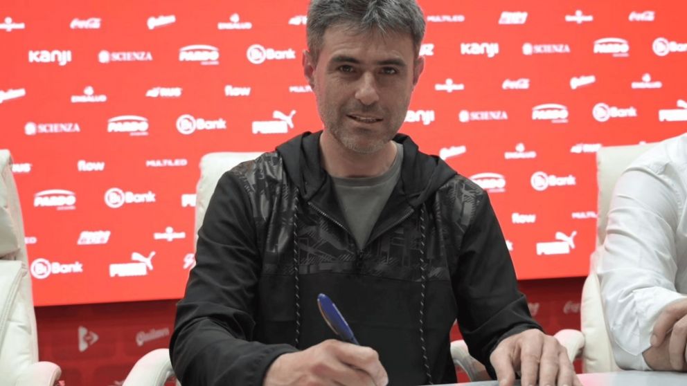 Julio Vaccari está en alerta por el interés del Bayer Leverkusen en una de las figuras de Independiente