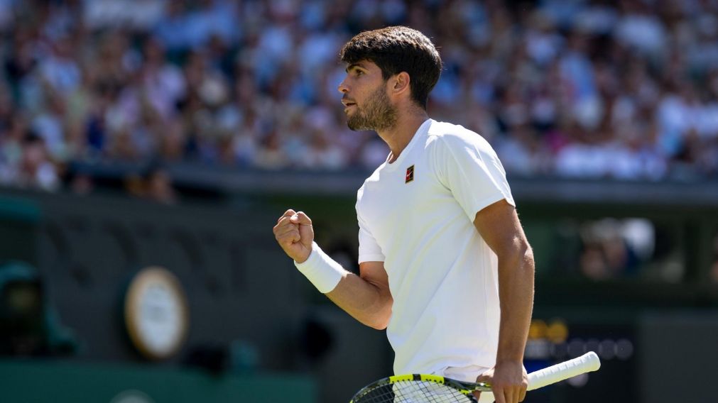 Carlos Alcaraz derrotó a Taylor Fritz y jugará nuevamente la final de Wimbledon