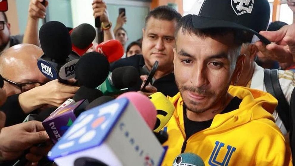 �ngel Correa lleg� a M�xico para sumarse a Tigres y fue recibido por una multitud: "Por eso vine..."