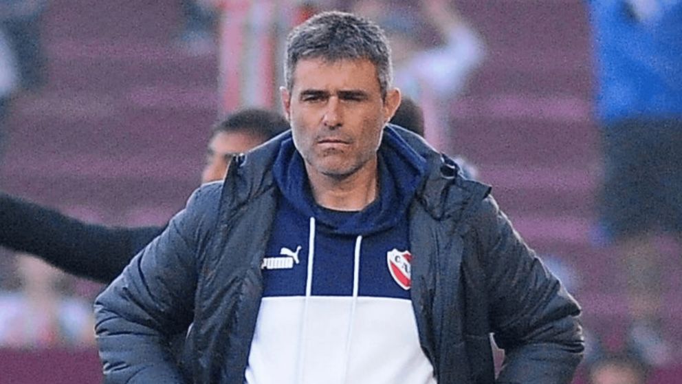 El jugador que suplica Julio Vaccari que no se vaya de Independiente a jugar un equipo medio pelo de España