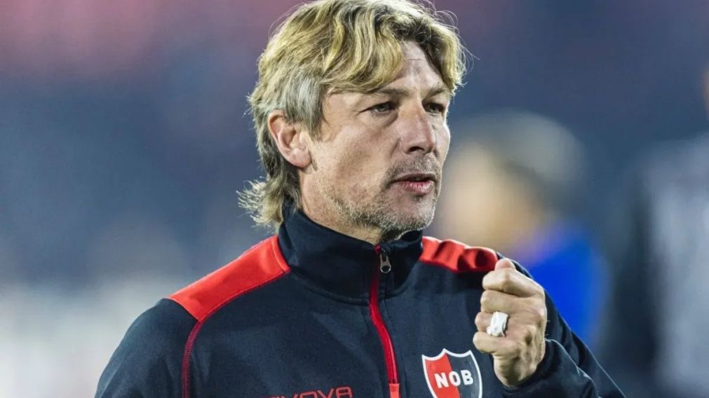 �Bombazo!: Gabriel Heinze dirigir� a un grande de la Premier League
